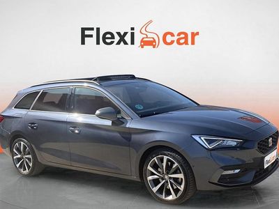 Usado Seat Leon FR 150 CV (110 kW) 2020 Blanco Familiar