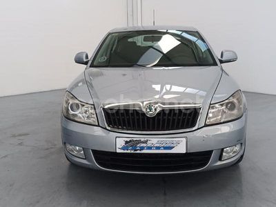 Gris / plata Usado 2010 Skoda Octavia Berlina | 3000 €