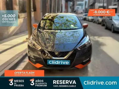 Usado Nissan Micra Acenta 88 CV (64 kW) 2018 Gris Utilitario