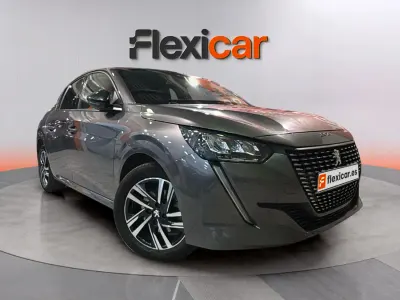 Usado Peugeot 208 GT 131 CV (96 kW) 2022 Gris Utilitario