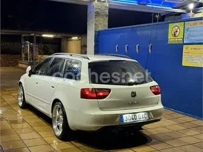 Usado Seat Exeo Style 120 CV (88 kW) 2010 Blanco Familiar
