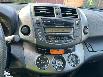 Usado Toyota RAV4 Advance 150 CV (110 kW) 2011 Blanco SUV