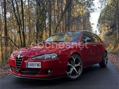 Usado Alfa Romeo 147 150 CV (110 kW) 2007 Rojo Utilitario
