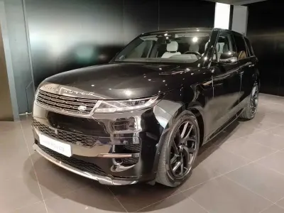 Usado Land Rover Range Rover Sport SE Dynamic 300 CV (220 kW) 2025 Negro SUV
