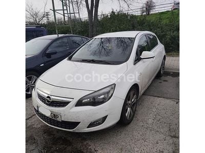 Usado Opel Astra Sport 125 CV (91 kW) 2010 Blanco Berlina