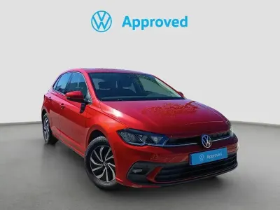 Occasion VW Polo Life 95 PK (69 kW) 2022 Rood Hatchback