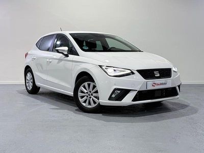 Usado Seat Ibiza Style Plus 110 CV (80 kW) 2022 Blanco Berlina
