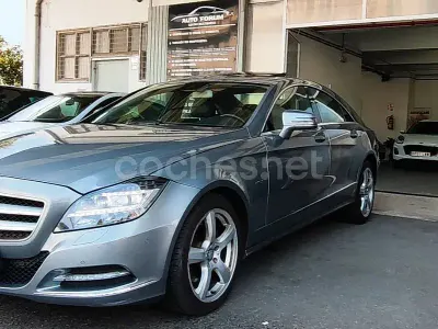 Usado Mercedes CLS350 265 CV (194 kW) 2011 Gris / plata Coupe