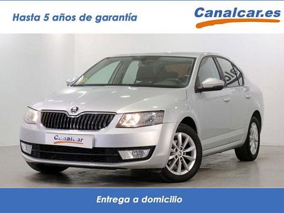 Usado Skoda Octavia Ambition 105 CV (77 kW) 2015 Gris Utilitario