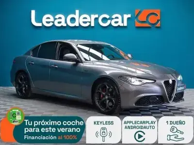 Usado Alfa Romeo Giulia Sprint Sprint 190 CV (139 kW) 2021 Gris Coupe