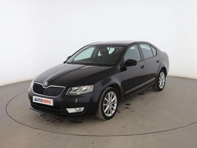 Usado Skoda Octavia Ambition 105 CV (77 kW) 2015 Negro Berlina