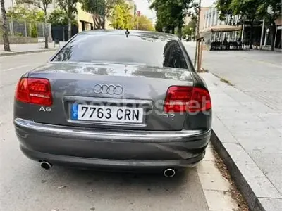 Usado Audi A8 280 CV (205 kW) 2004 Gris / plata Berlina
