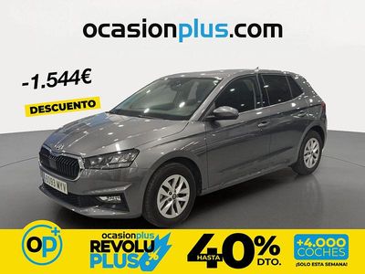 Usado Skoda Fabia Selection 95 CV (69 kW) 2025 Gris Berlina