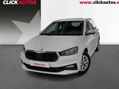 Usado Skoda Fabia Selection 95 CV (69 kW) 2025 Blanco Utilitario