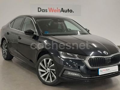 Negro Usado 2020 Skoda Octavia Style Berlina | 24.900 € (Caro)
