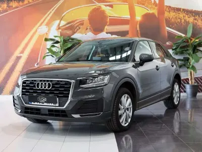 Begagnad Audi Q2 Advanced 116 HK (85 kW) 2019 Grå SUV