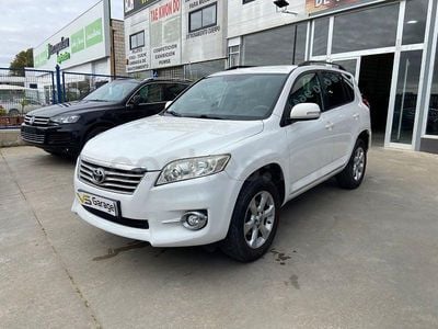 Begagnad Toyota RAV4 Executive 150 HK (110 kW) 2011 Vit SUV