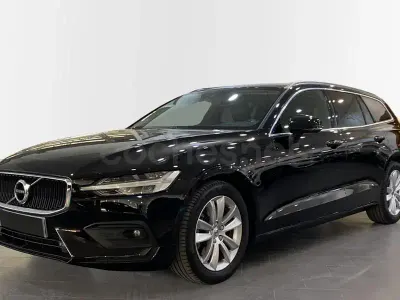 Usado Volvo V60 Business Edition 190 CV (139 kW) 2020 Negro Familiar