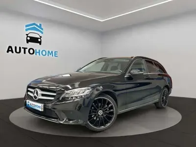Usado Mercedes C200 160 CV (117 kW) 2021 Negro Familiar