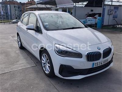 Usado BMW 225 Active Tourer iPerformance 224 CV (164 kW) 2019 Blanco Monovolumen