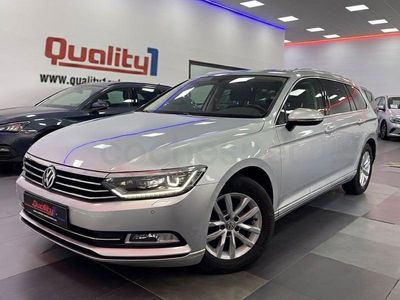 Usado VW Passat Advance 120 CV (88 kW) 2018 Gris / plata Familiar