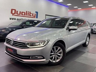 Usado VW Passat Advance 120 CV (88 kW) 2018 Gris / plata Familiar