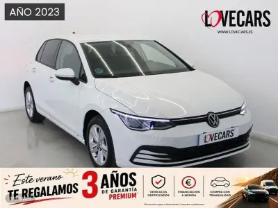 Usado VW Golf VIII Life 116 CV (85 kW) 2023 Blanco Berlina