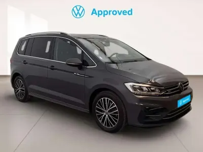 Usado VW Touran Sport 150 CV (110 kW) 2022 Gris Monovolumen