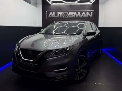 Usado Nissan Qashqai N-Connecta 130 CV (95 kW) 2018 Gris SUV