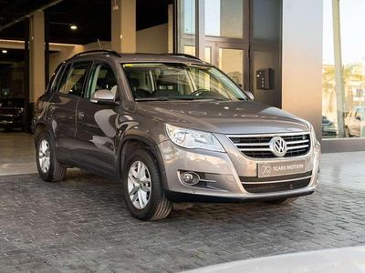Usado VW Tiguan Advance 140 CV (102 kW) 2011 Gris SUV