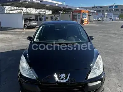 Usado Peugeot 307 110 CV (80 kW) 2006 Negro Berlina