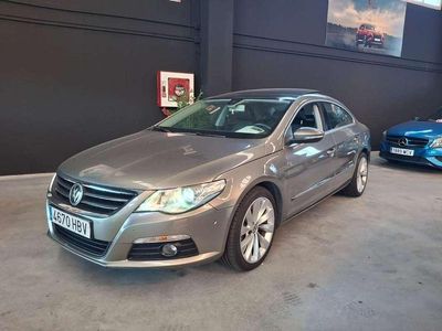 Usado 2011 VW Passat Highline Berlina | 15.900 €