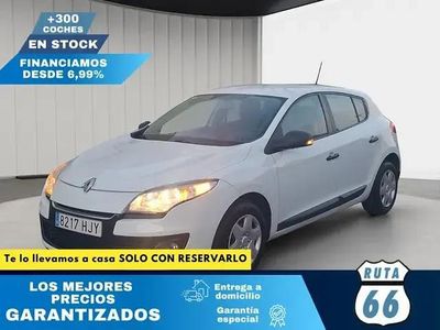 Begagnad Renault Mégane Authentique 110 HK (80 kW) 2012 Vit Sedan