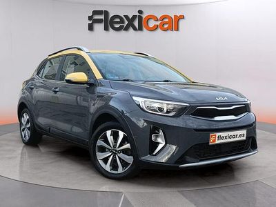 Usado Kia Stonic 120 HP (88 kW) 2021 Cinzento SUV