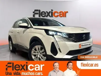 Usado Peugeot 3008 Active 130 CV (95 kW) 2021 Blanco SUV