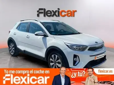 Usado Kia Stonic Plus 100 CV (73 kW) 2021 Blanco SUV