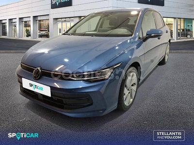 Usado VW Golf VIII 115 CV (84 kW) 2025 Azul Berlina