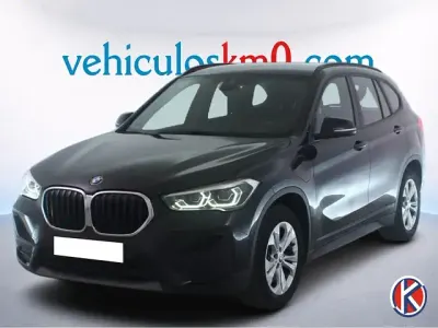 Usado BMW X1 Comfort Edition 220 CV (161 kW) 2021 Negro SUV