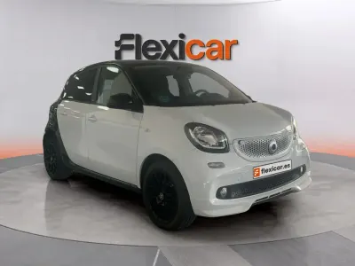 Usado Smart ForFour 90 CV (66 kW) 2019 Blanco Utilitario