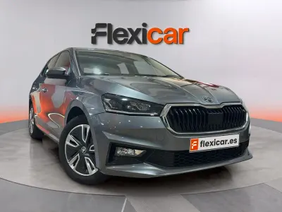 Usado Skoda Fabia Ambition 150 CV (110 kW) 2022 Gris Utilitario