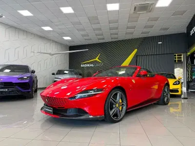 Usado Ferrari Roma 620 CV (456 kW) 2026 Rojo Descapotable