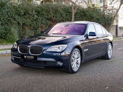 Azul Usado 2009 BMW 750 Comfort Edition Berlina | 21.990 €