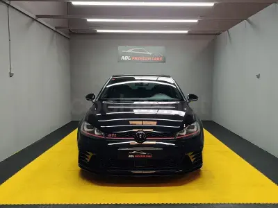 Usado VW Golf VII GTI Clubsport 265 CV (194 kW) 2016 Negro Berlina