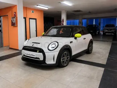 Usado Mini Cooper SE 135 kW (184 CV) 2022 Eléctrico Utilitario