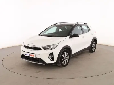 Usado Kia Stonic 101 CV (74 kW) 2021 Blanco SUV