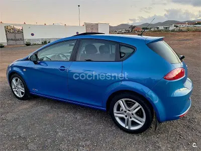 Usado Seat Leon Copa 105 CV (77 kW) 2012 Azul Berlina