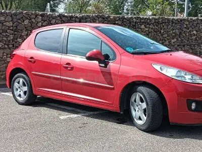 Usado Peugeot 207 Active 95 HP (69 kW) 2011 Vermelho Sedan
