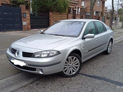 Usado Renault Laguna III Privilege 150 CV (110 kW) 2008 Gris / plata Berlina