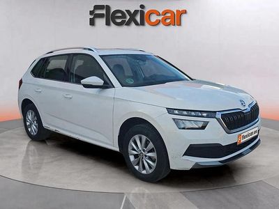 Usado Skoda Kamiq Active 110 CV (80 kW) 2021 Blanco SUV