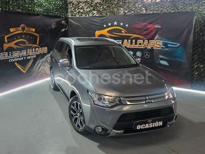 Gris / plata Usado 2016 Mitsubishi Outlander Motion SUV | 11.999 € (Buen precio)